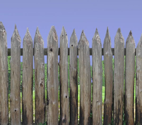 Cost of Cedar Post Repair in Post Falls